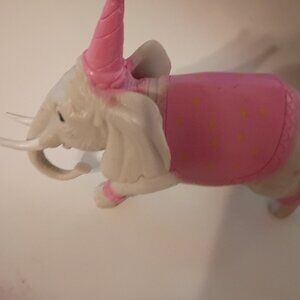Ankyo Party Elephant toy figure